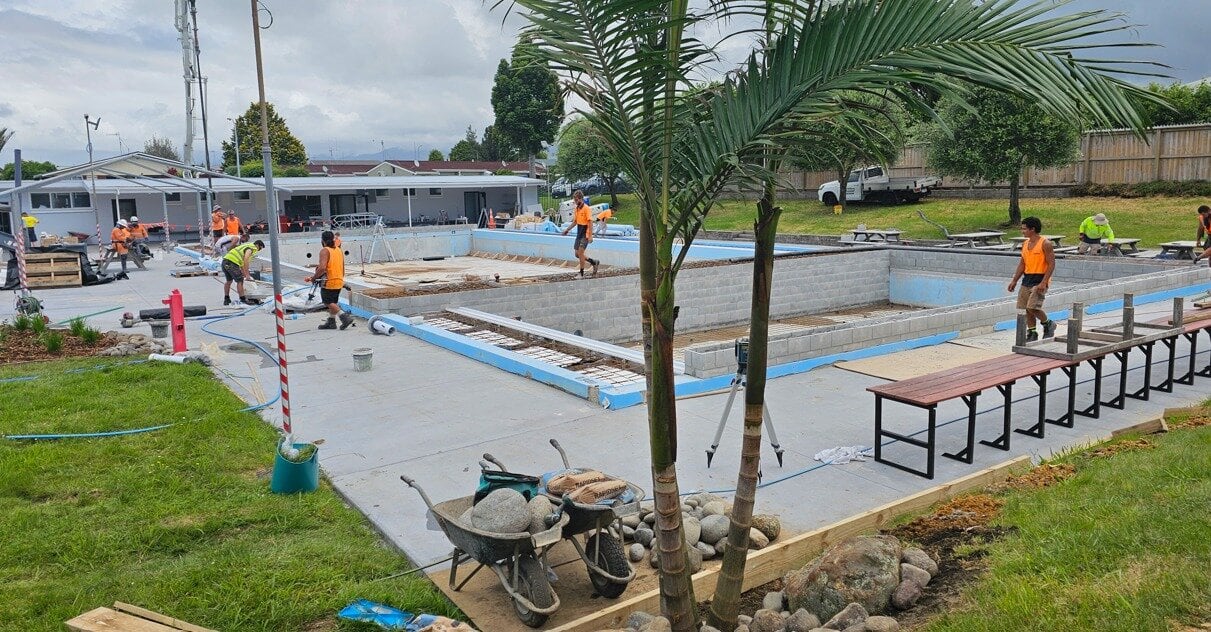  Dave Hume Pool, Katikati. The new bulkhead to create the 25m lap pool and new learn to swim pool. Photo / Supplied