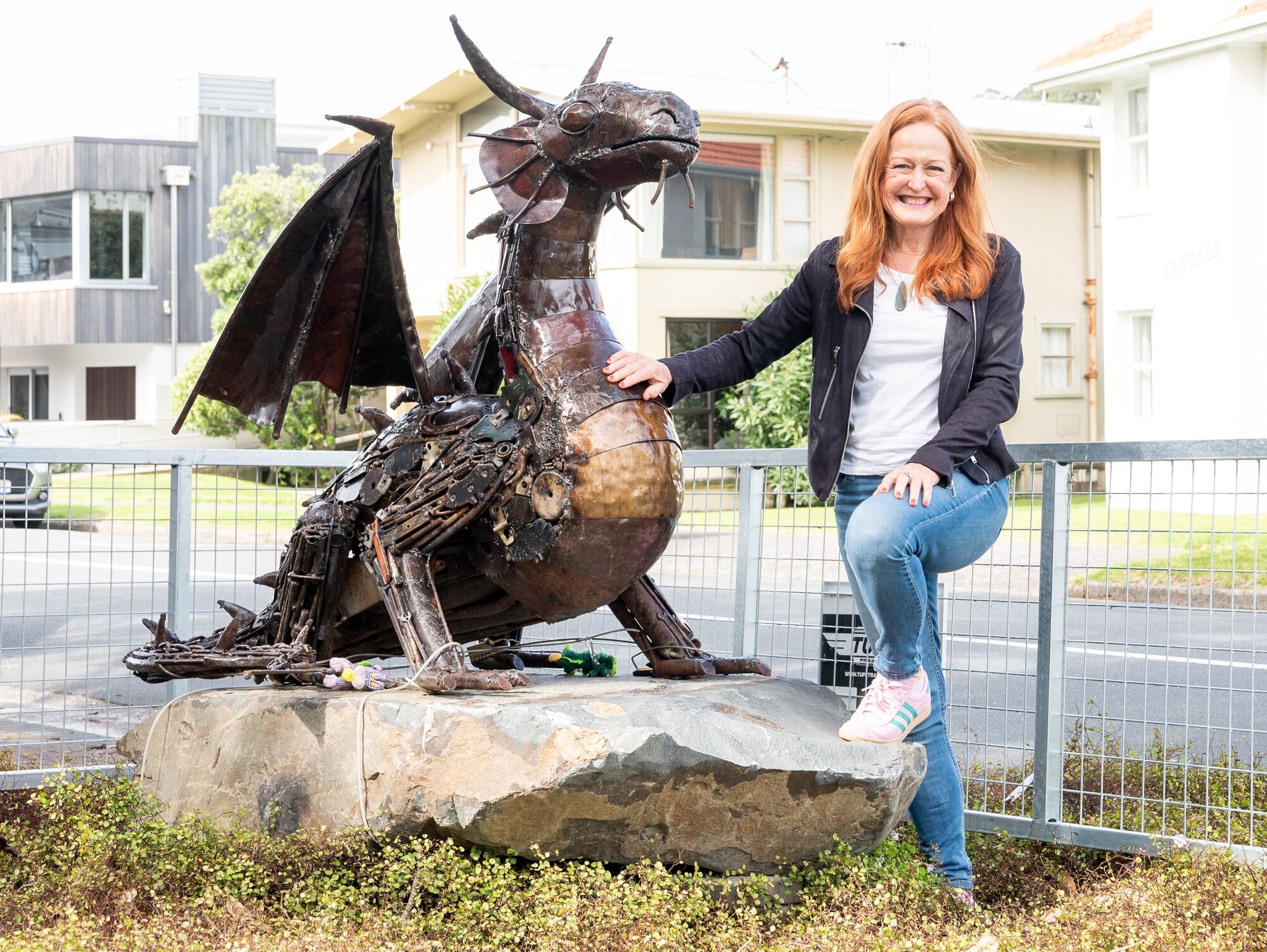  Tauranga City Council Deputy Mayor Jen Scoular with the dragon sculpture. Photo / Brydie Thompson