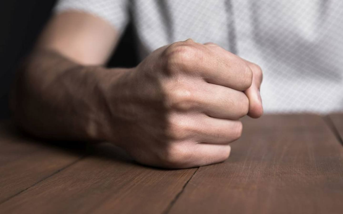 A North Shore mother jumped into action and broke up an unprovoked group attack. Photo / 123RF