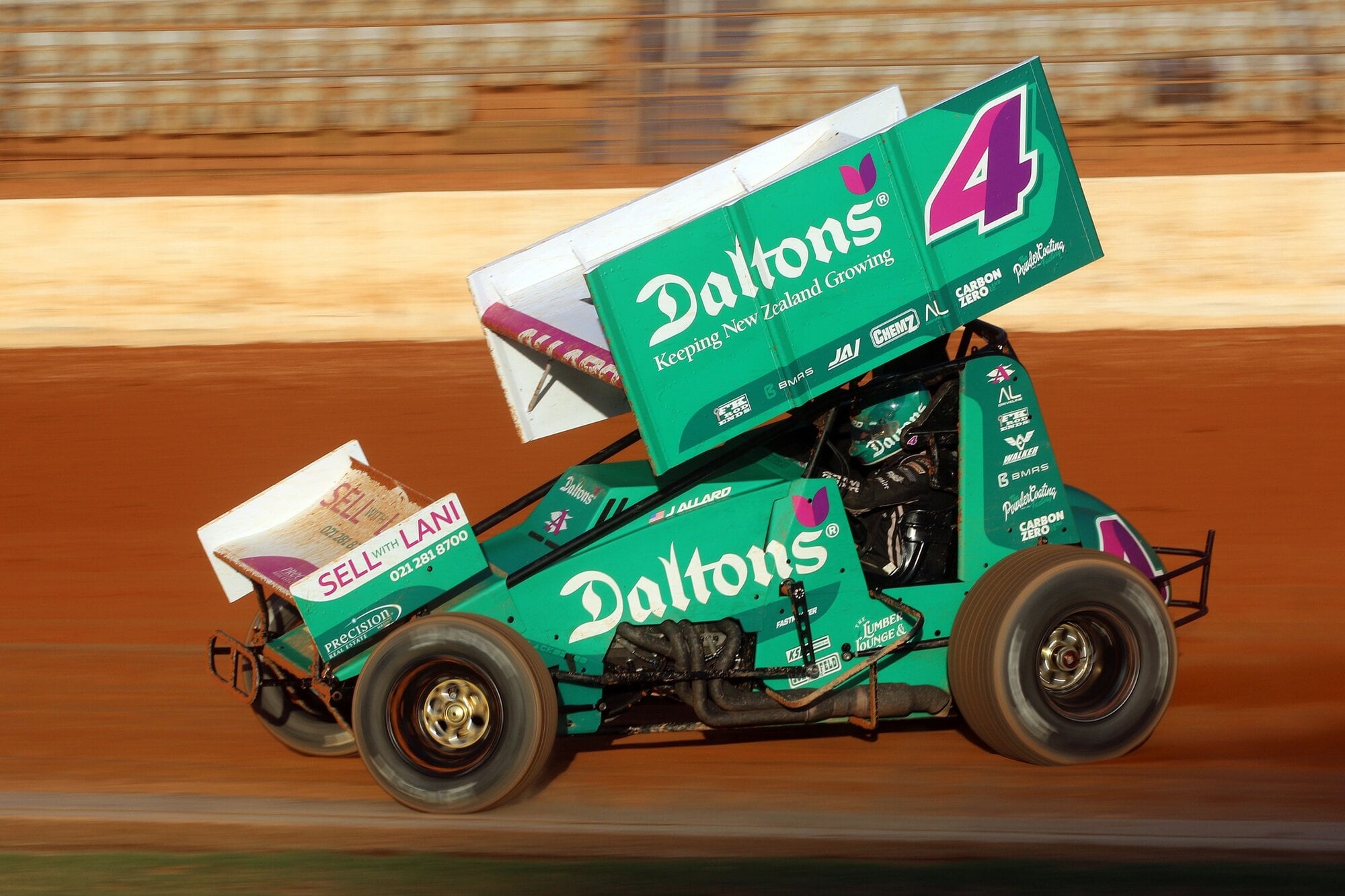 California racer Jonathan Allard raced to victory in the 25-lap Sprint Car feature race. Photo / Stuart Whitaker, The Write Angle