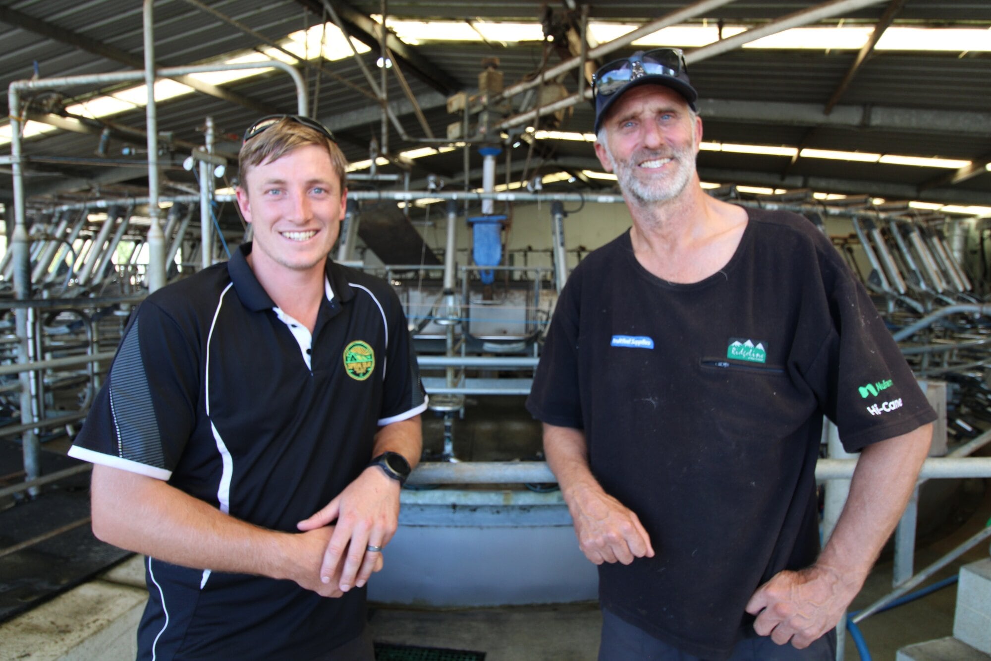  Supreme Solar director Sam Mathis, left, with Te Poi farmer Malcolm Jones. Photo / Steve Edwards