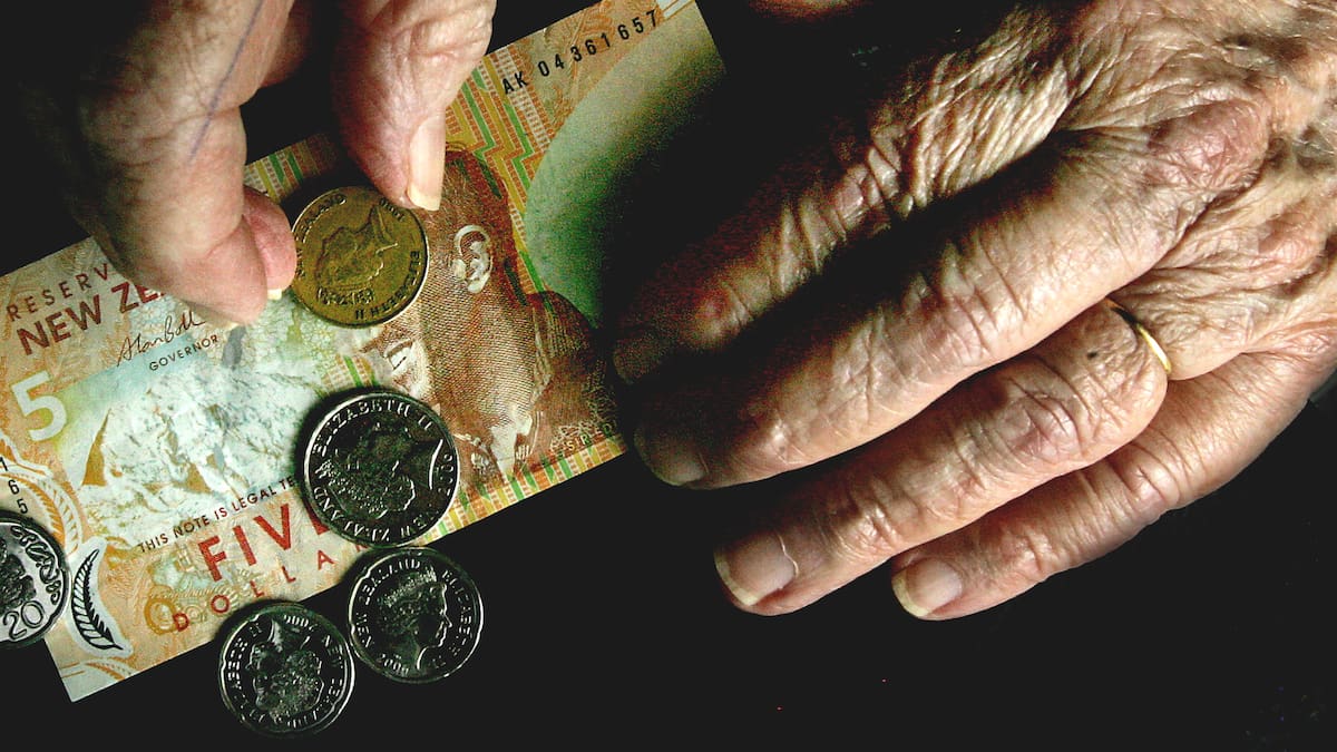 Pensioner stopped paying rent after living in damp council unit for nearly two years Pensioner stopped paying rent after living in damp council unit for nearly two years