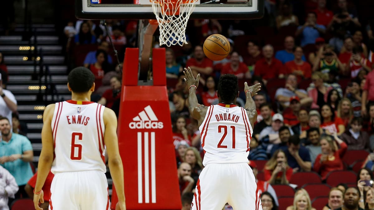NBA: Houston Rockets rookie brings underhand freethrows back - NZ Herald