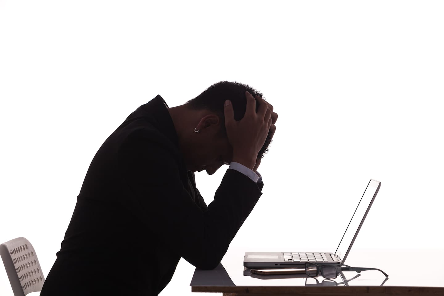 Online pile-ons are common, but there are protections if your privacy or reputation is harmed. Photo / 123RF