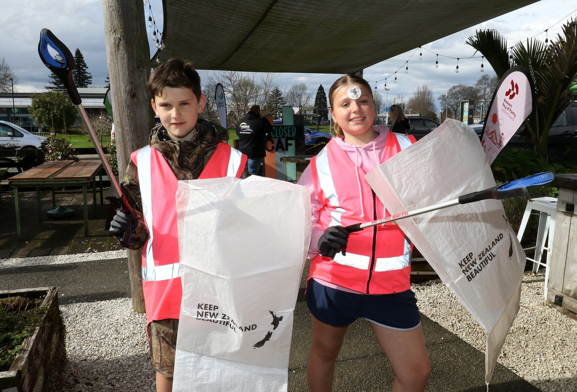  Nate Rossiter and Rosalie Dale, both 11. Photo / Stuart Whitaker
