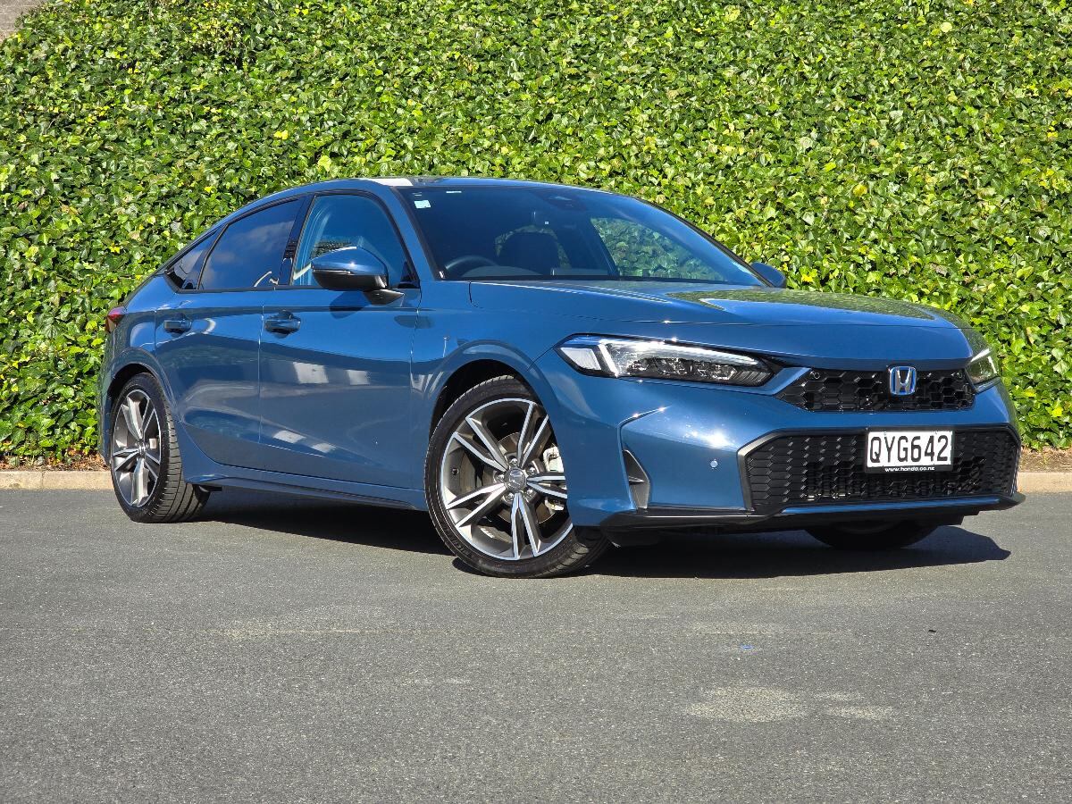 Honda Civic SR e:HEV full review: quietly confident - NZ Herald