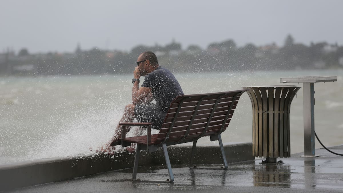 Weather: Wind gusts of up to 130km/h to strike parts of South Island as ...