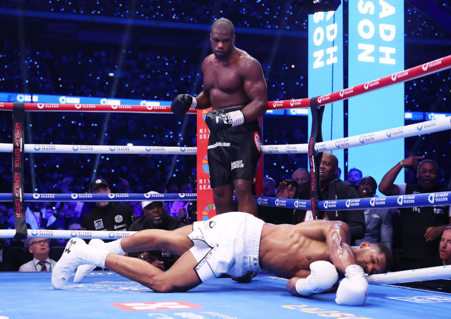 Daniel Dubois knocks out Anthony Joshua. Photo / Getty Images