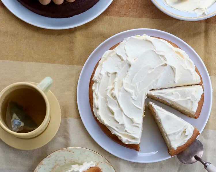 Alby Hailes's Vegan Vanilla Cake. Photo / Alby Hailes