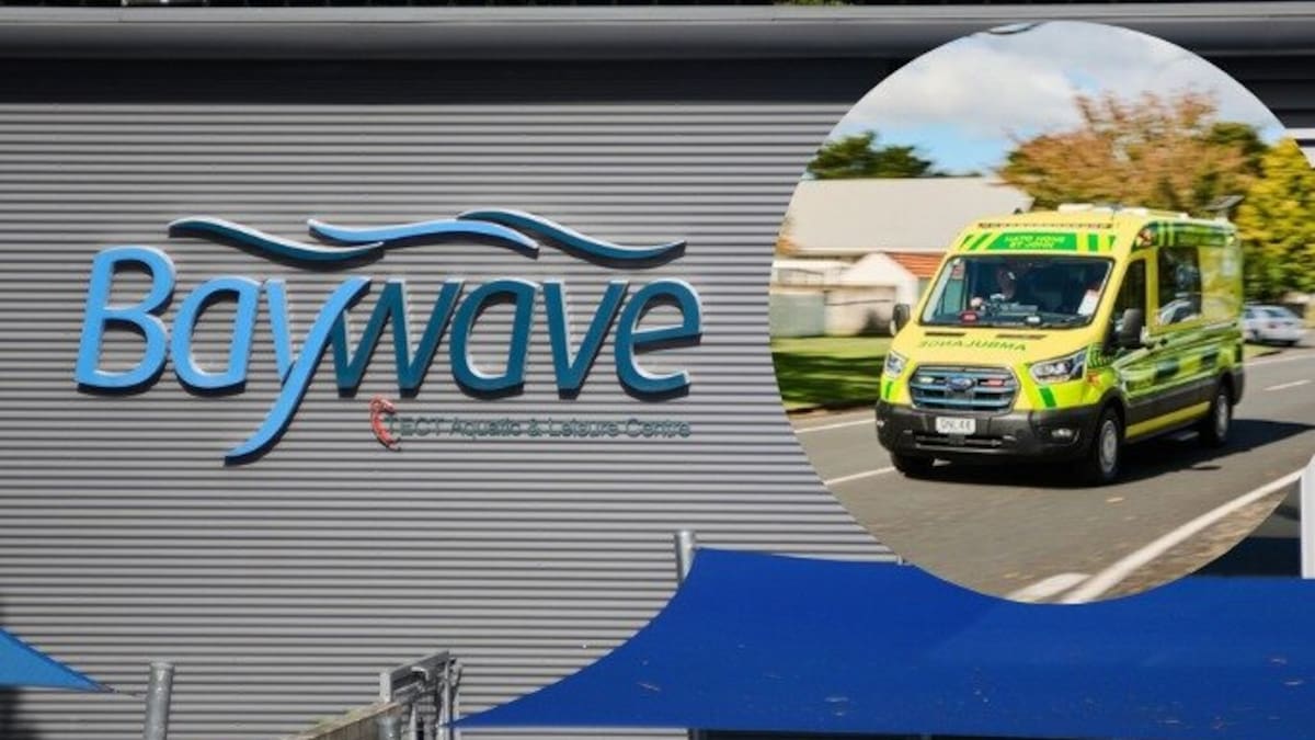 Lifeguards perform CPR on child pulled from NZ’s biggest wave pool Lifeguards perform CPR on child pulled from NZ’s biggest wave pool