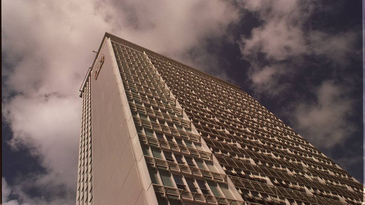 Brian Rudman: Speak up for our historic high-rise - NZ Herald