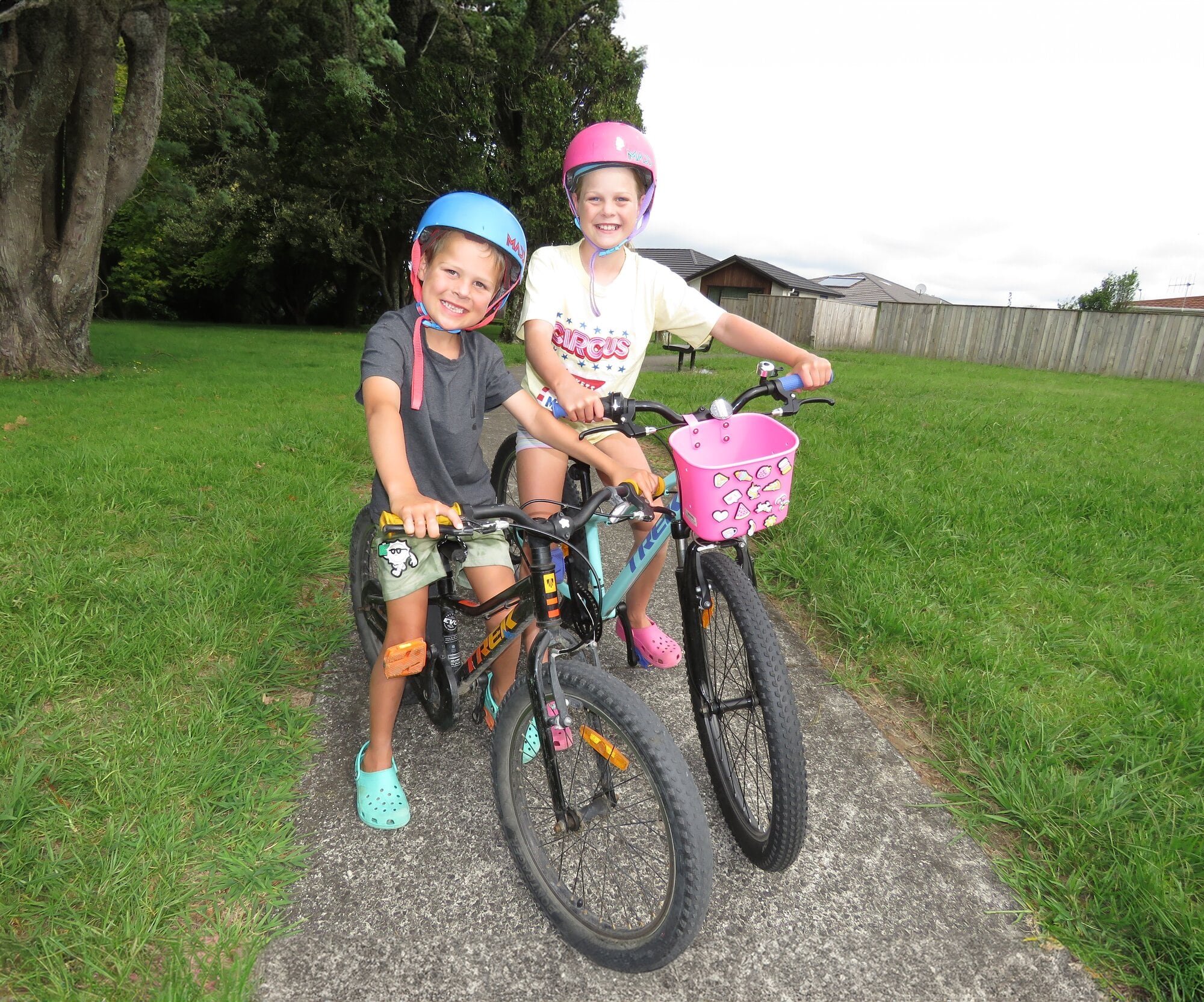 Katikati siblings Beau Royackers, 6, and Ella Royackers, 9, are gearing up for the guided family bike ride around their township on February 21. Photo / Merle Cave