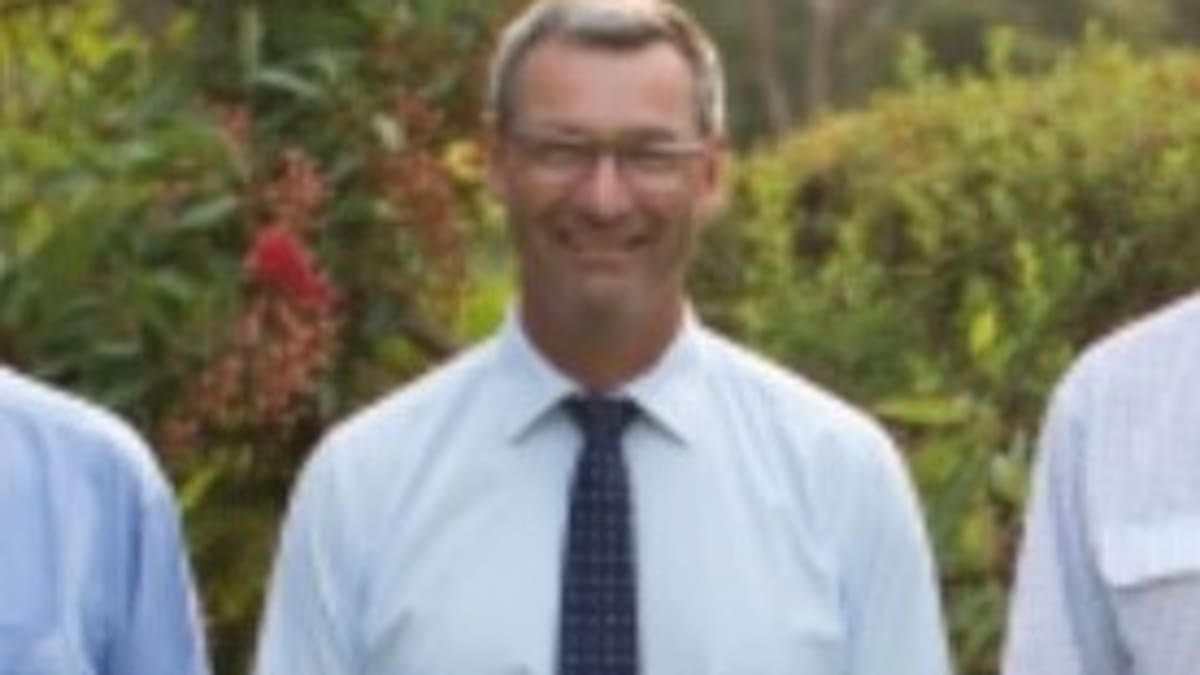 Two by Twos leader Wayne Dean resigns under ‘pressure’, leaves New Zealand for break