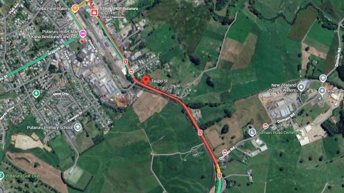 Five injured in two-vehicle crash on SH1 at Putāruru, motorists face ...