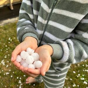 Weather: Christchurch hit by thunderstorm, region blanketed by freak hail, heavy rain
