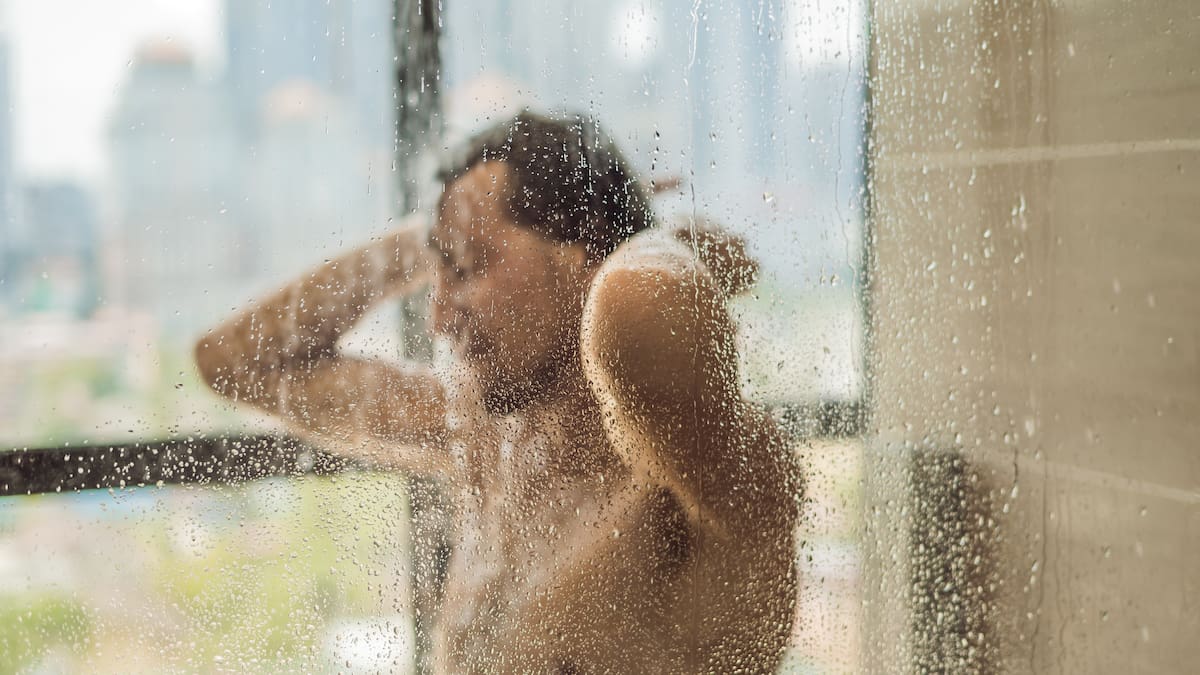 Why do hotel bathrooms feel like peep shows? Why do hotel bathrooms feel like peep shows?