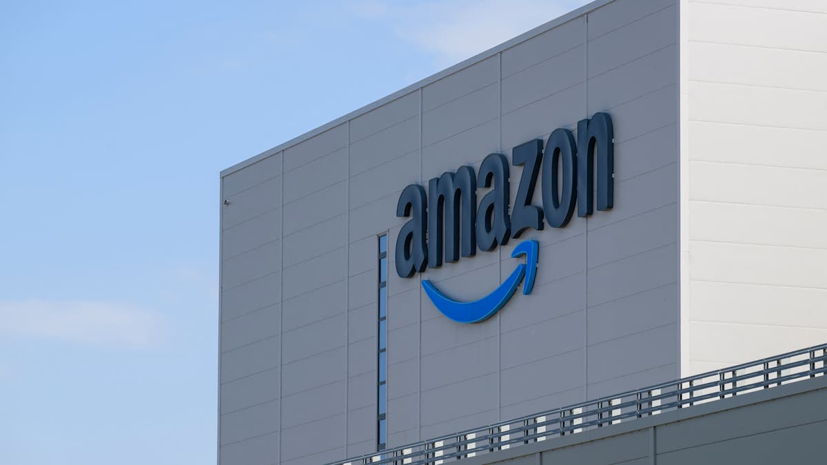 Amazon cuts staff by 14,000 as it invests in AI Amazon cuts staff by 14,000 as it invests in AI