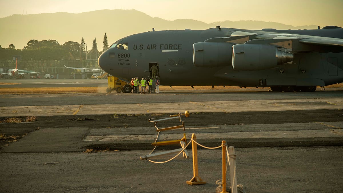Judge temporarily halts US effort to deport Guatemalan children as planes sit on tarmac