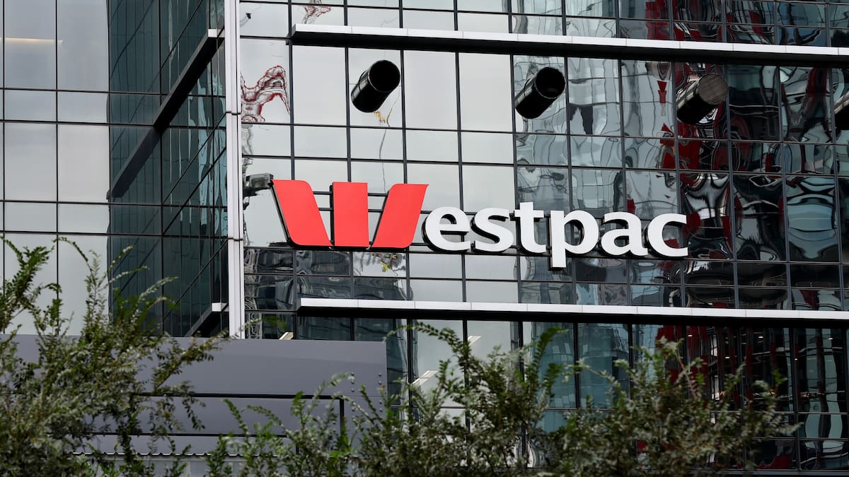 Westpac cuts home loan rates, one-year special falls to 4.49% Westpac cuts home loan rates, one-year special falls to 4.49%