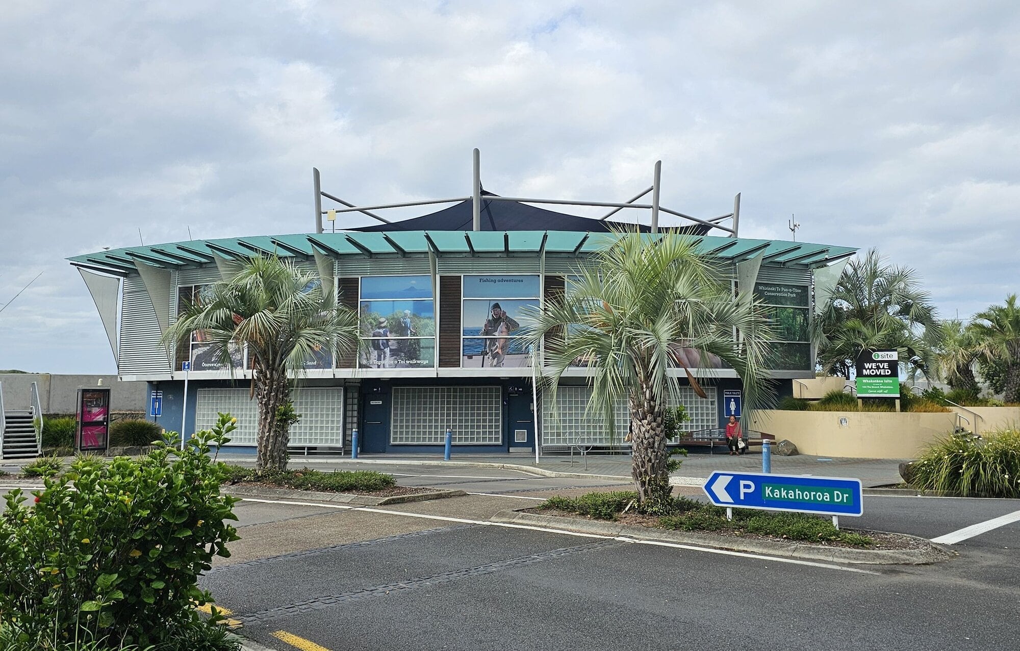 A question mark hangs over the future of the former Whakatāne isite building. Photo / Diane McCarthy