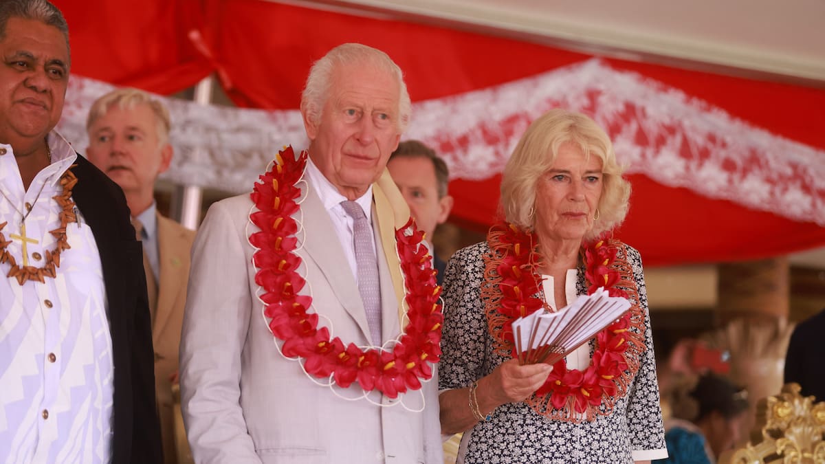 King and Queen spend 3 days at $6500-a-week luxury spa in India on way home from Samoa