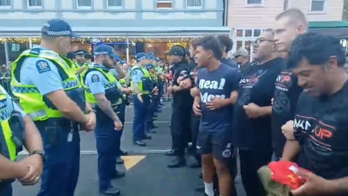 Auckland Rainbow Parade: Destiny Church members disrupt march, perform haka Auckland Rainbow Parade: Destiny Church members disrupt march, perform haka