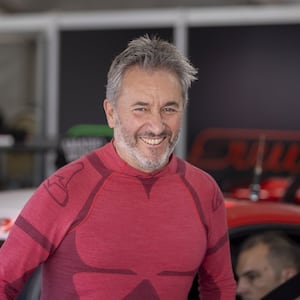 NZ businessman and motorsport enthusiast, Tim Miles, dies in Sydney cycling accident