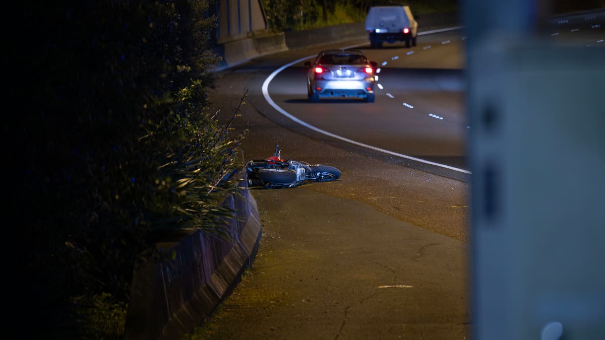 Motorcyclist in critical condition after Auckland motorway accident Motorcyclist in critical condition after Auckland motorway accident