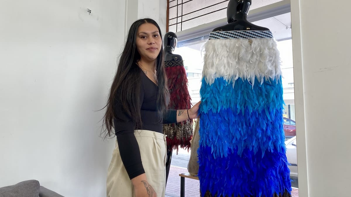 'Go for your dreams': 22-year-old Māori cloak maker reaching international markets