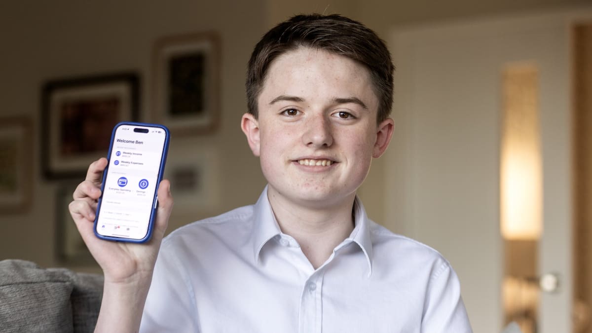 Horror, budgeting and tracking meteor showers: Kiwi app makers score global wins in Apple competitions Horror, budgeting and tracking meteor showers: Kiwi app makers score global wins in Apple competitions