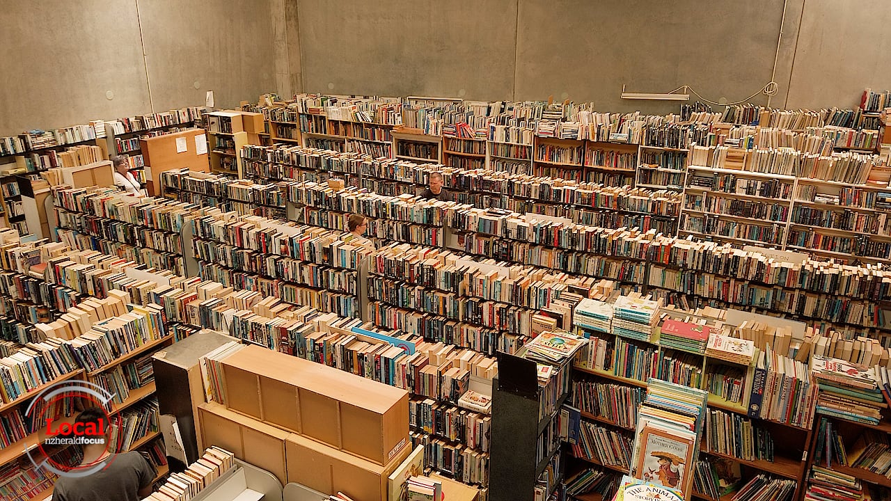 Customers browse Xanadu Book Exchange in Pāpāmoa.