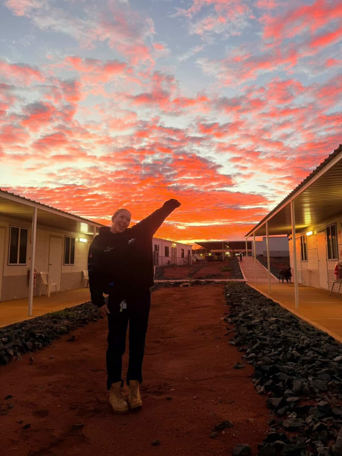 Aaliyah Fountain experiencing a stunning Perth sunset at her FIFO site.