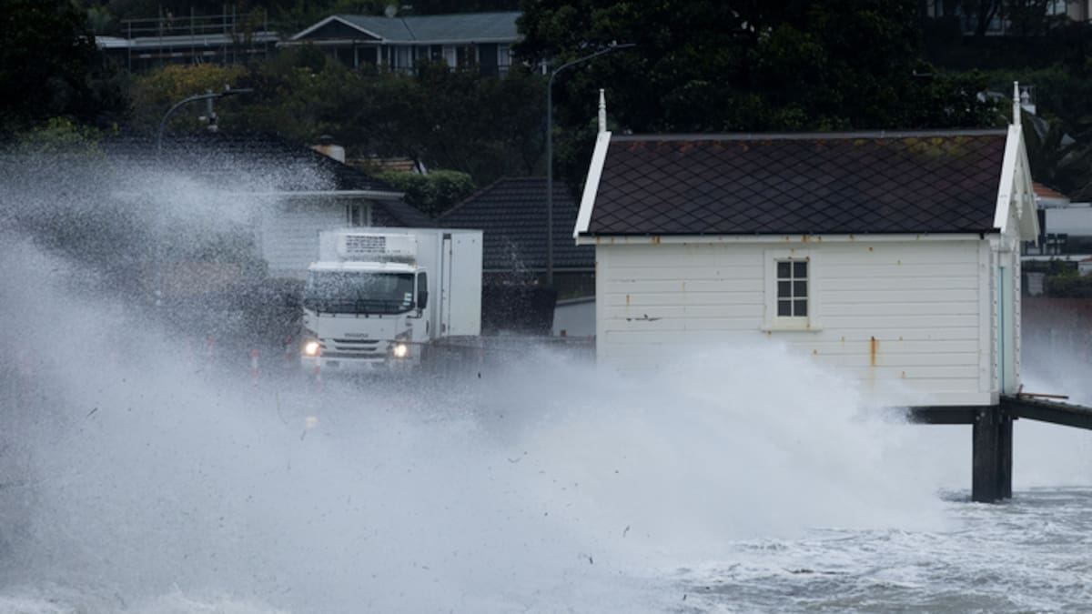 Fierce gales batter the Capital with gusts of up to 150km/h ...