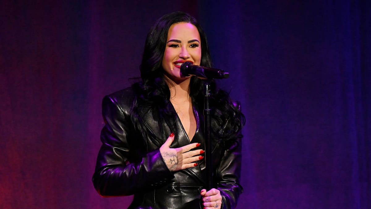 Singer Demi Lovato marries Jordan Lutes in romantic California ceremony Singer Demi Lovato marries Jordan Lutes in romantic California ceremony