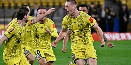 Can the Wellington Phoenix claim their first silverware? The best sport to watch this weekend - Chris Rattue’s watchlist