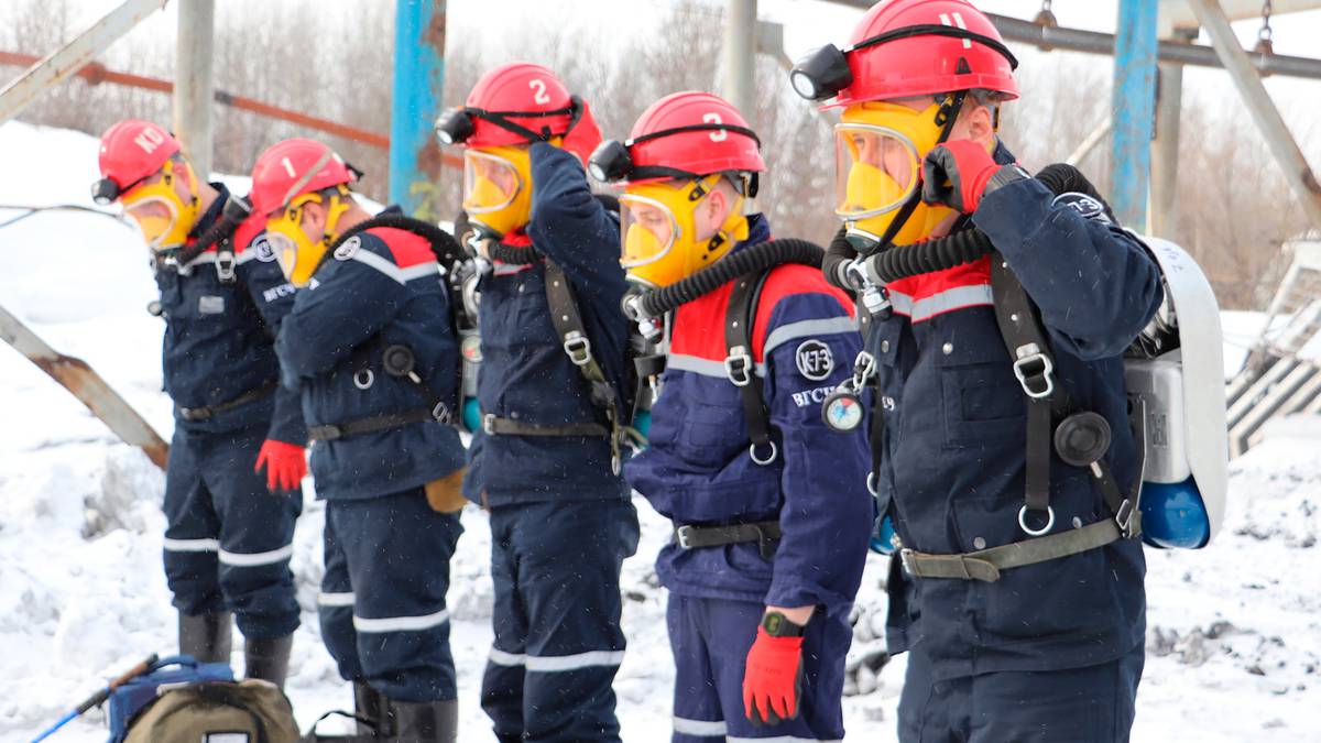 Kebakaran tambang batu bara di Siberia Rusia tewaskan 14 orang, puluhan hilang