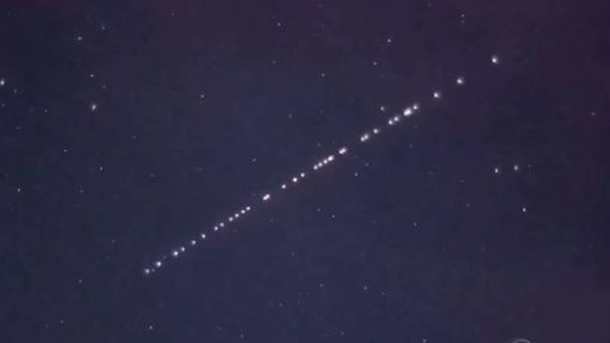 Night sky delight Strange Starlink lights to pass over New Zealand