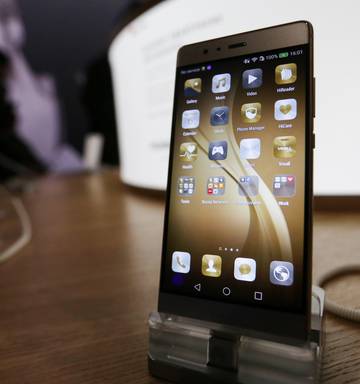 fourth generation mobile phones