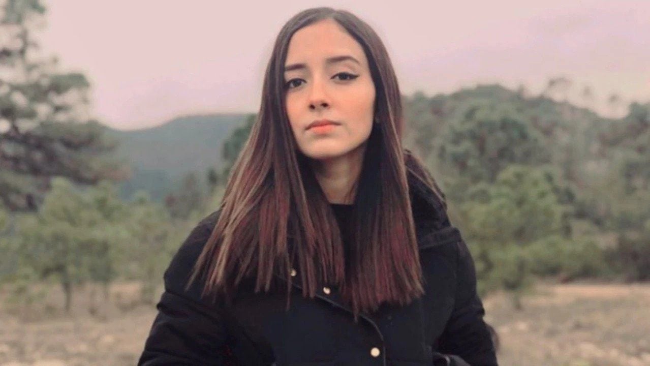Debhani Escobar: Missing young woman from photo found dead in Mexico - NZ  Herald