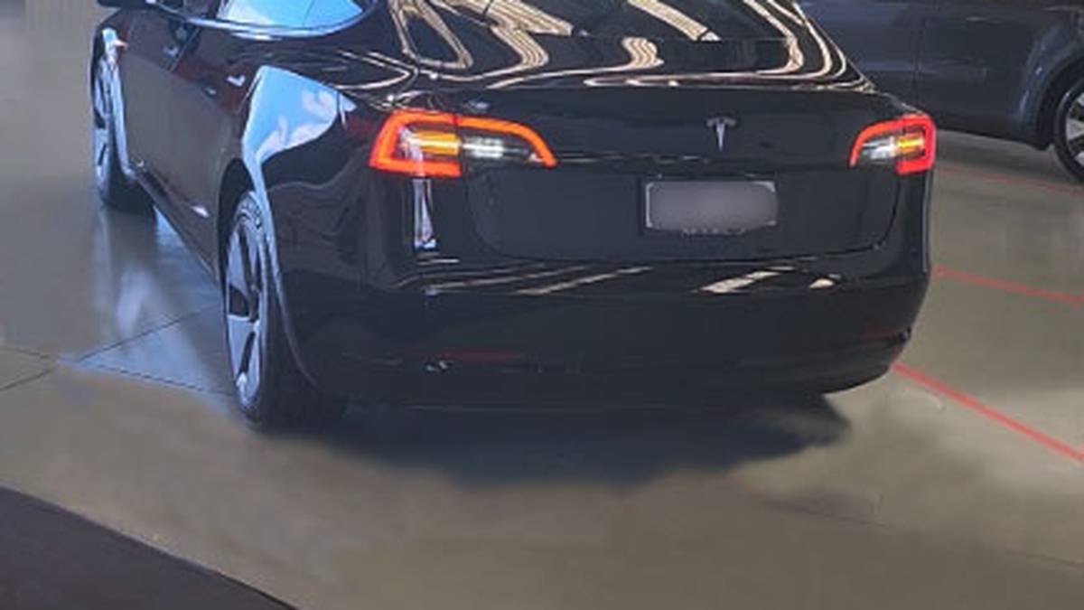 Wymarzony samochód „koszmar”: Tesla NZ sprzedała zupełnie nowy Model 3 za 79 000 USD z wieloma zadrapaniami lakieru