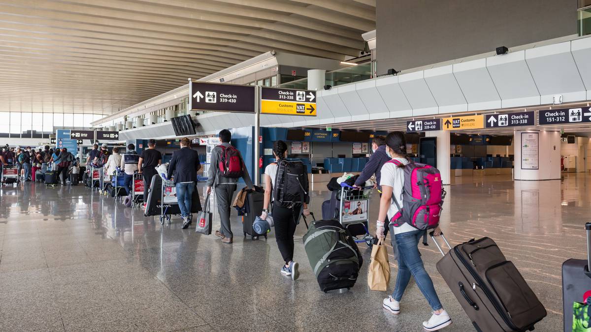 Podróżnik ujawnia tajny hack na lotnisko w Wielkiej Brytanii, aby ominąć kontrolę bezpieczeństwa w mniej niż 10 minut
