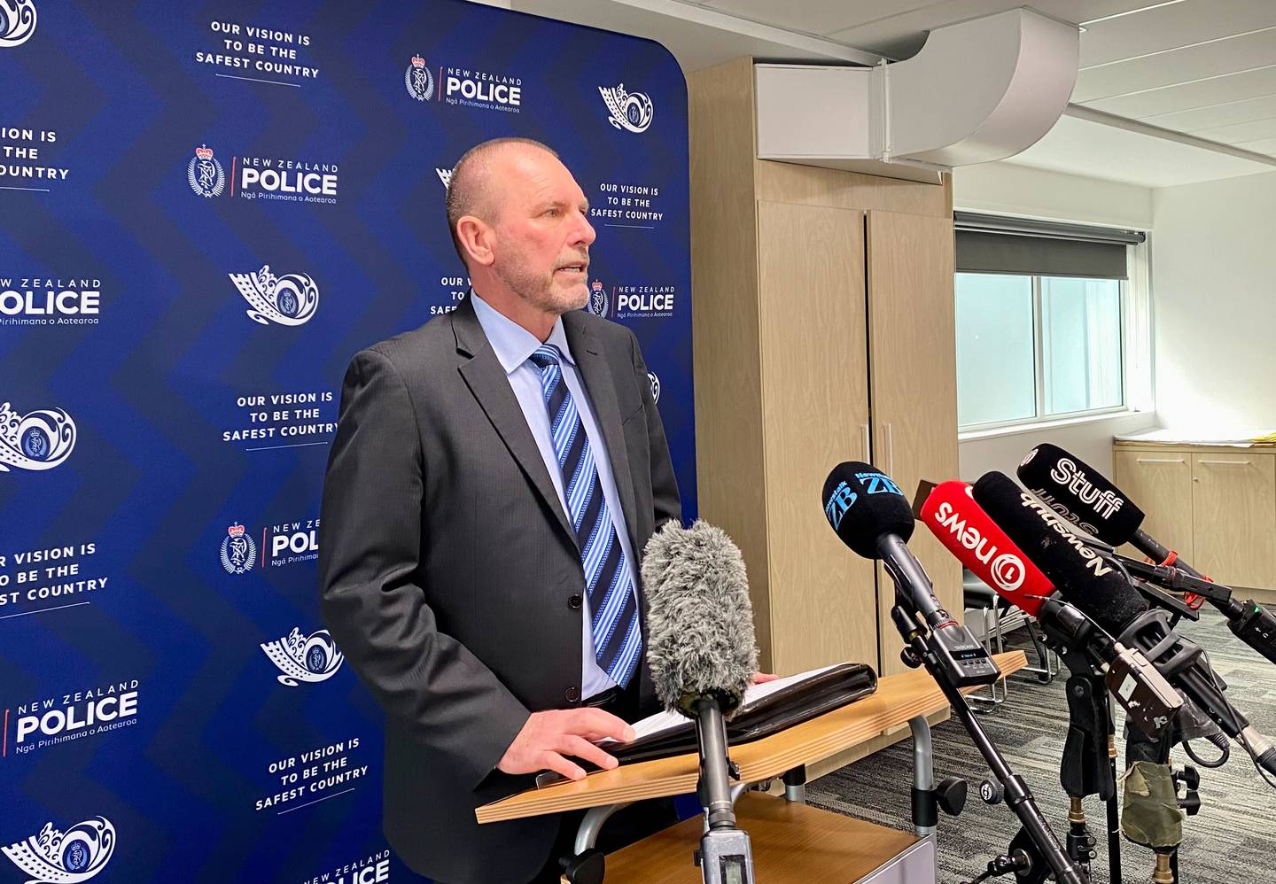 Detective Inspector Scott Beard confirmed  that a man, 42, has been charged with the murder of Ellerslie couple Fuk-Fu Kwok and Mei Han Chong. Photo / Jason Dorday