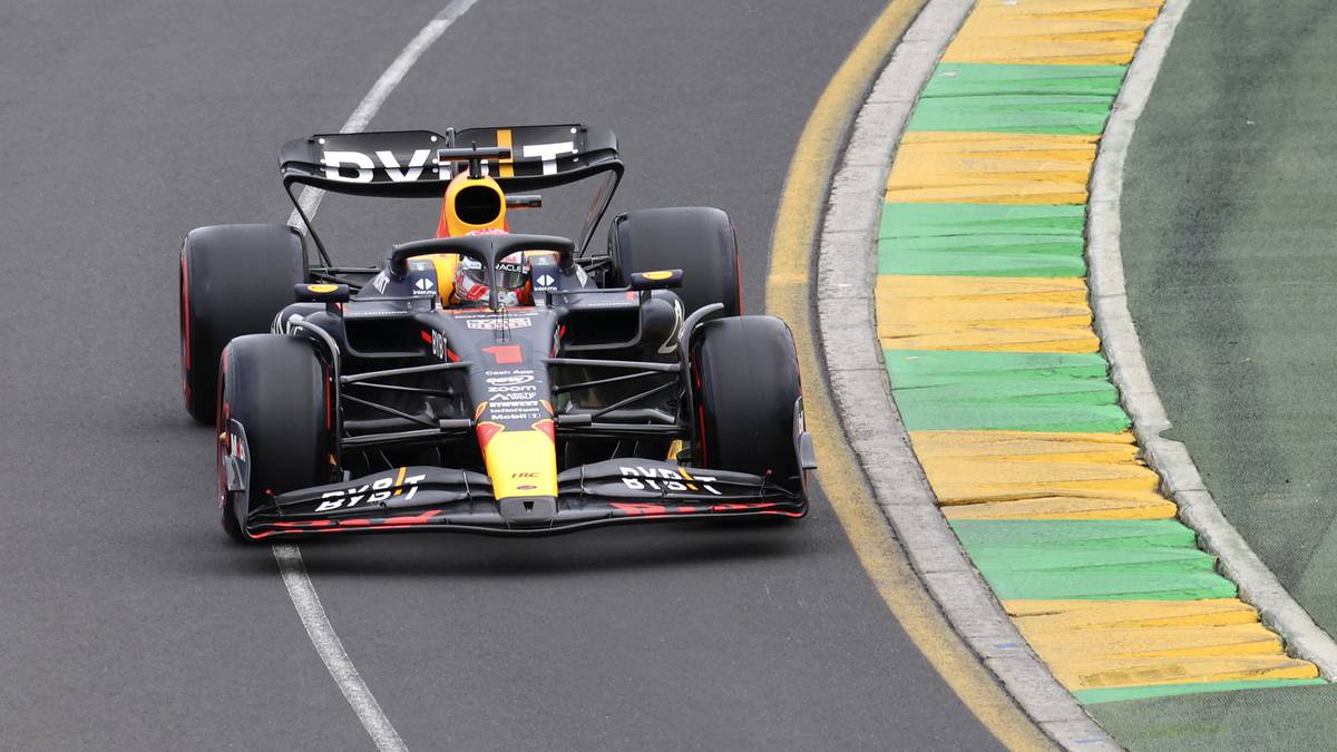 Live: Chaotic finish set for Aussie F1 Grand Prix