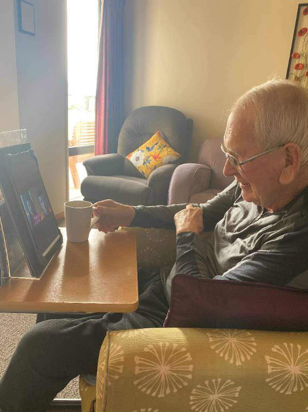 Covid 19 Coronavirus What Rest Homes Are Doing To Keep Spirits Up