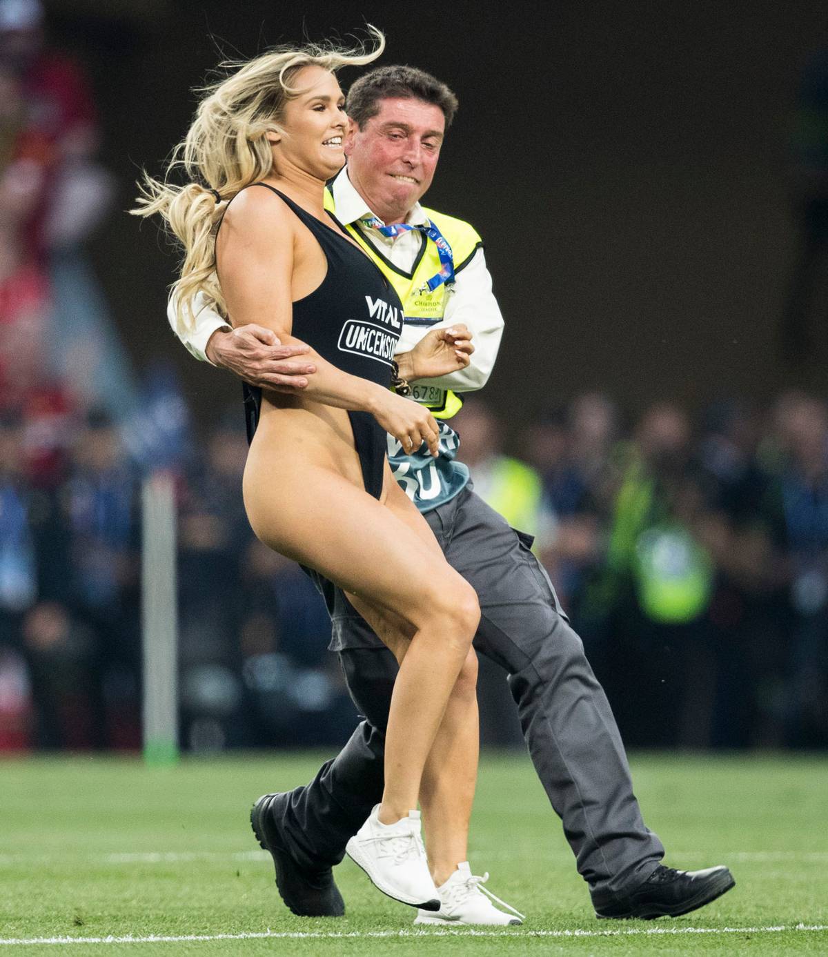 female streaker