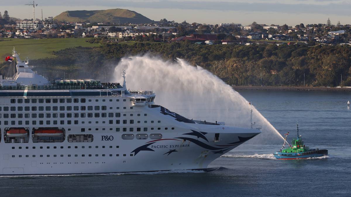 P&O cruise passengers en route to Norfolk Island left stranded in Auckland due to visa issue