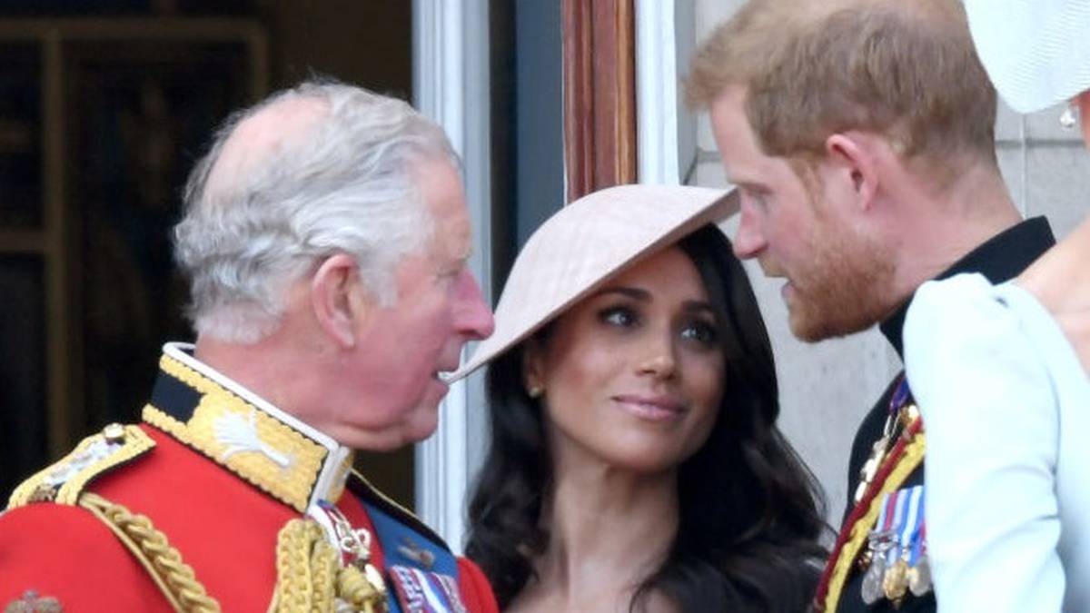 Photo of Harry et Meghan rendent visite à Charles pendant une courte période avant la visite de la reine