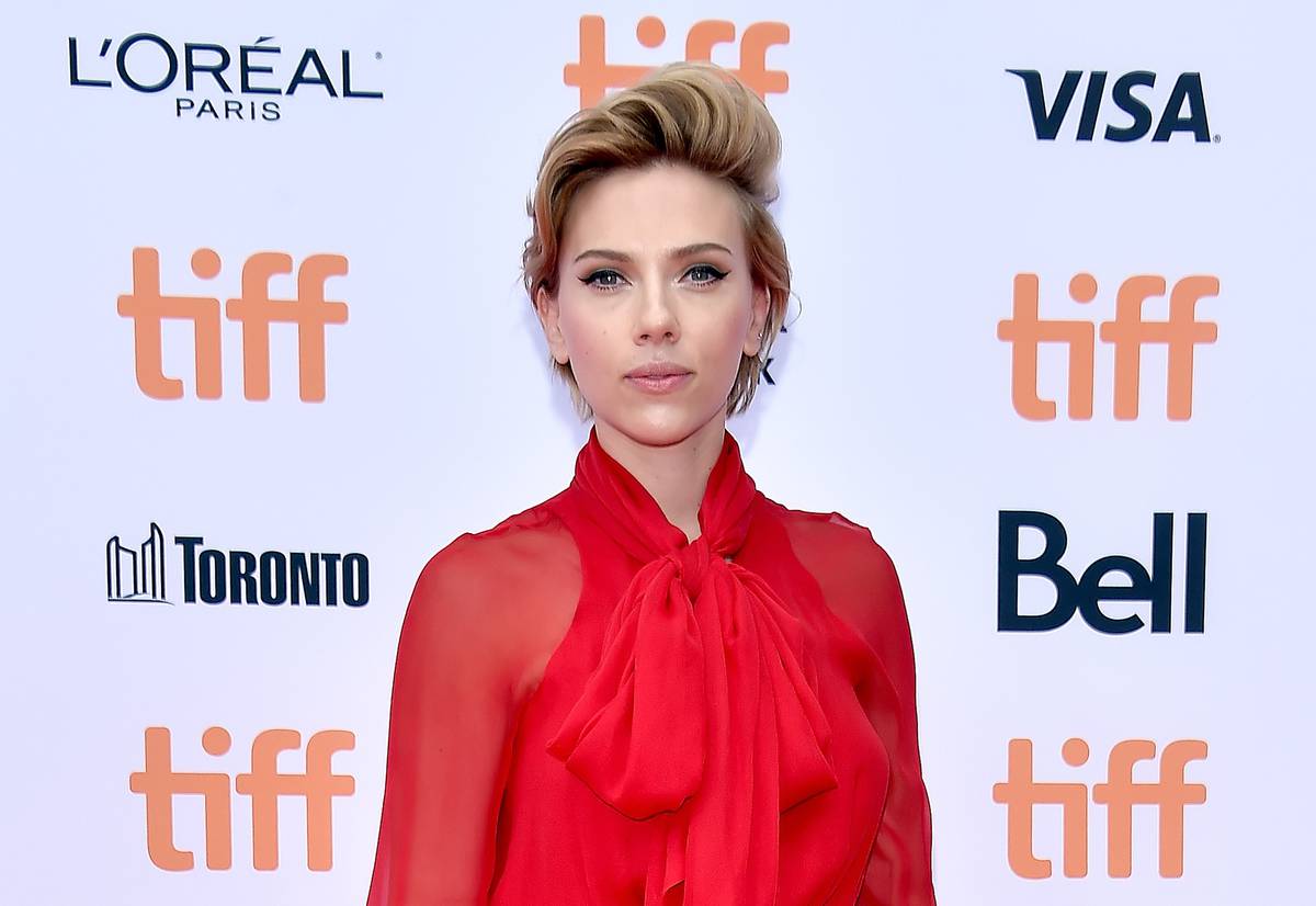 Scarlett Johansson Is Getting Stalker 39 Paparazzi