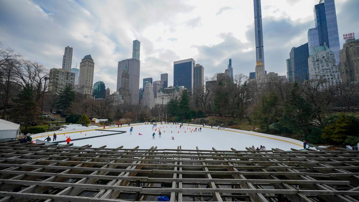ice-skating-ends-at-central-park-after-new-york-city-rift-with-trump