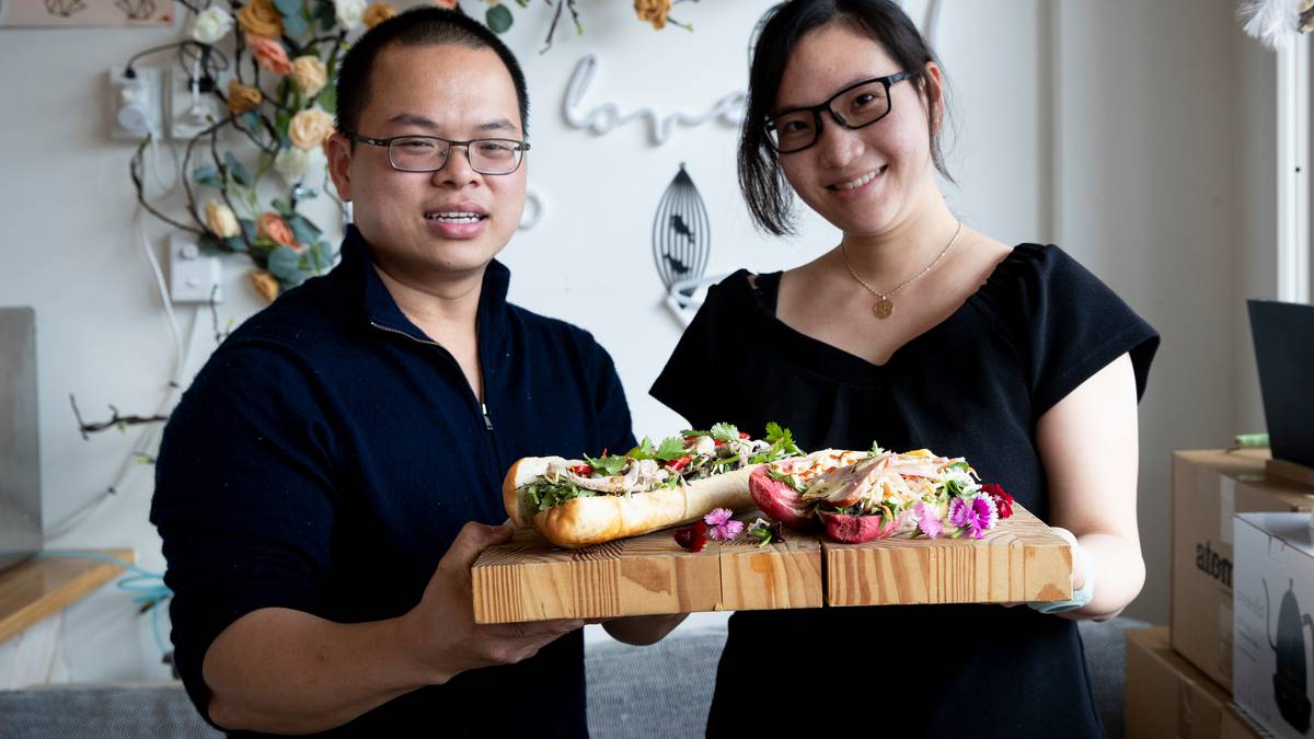 100 Makanan Ikonik untuk dijelajahi oleh warga Auckland yang menyukai makanan saat restoran bersiap untuk dibuka kembali di bawah sistem lampu lalu lintas yang baru